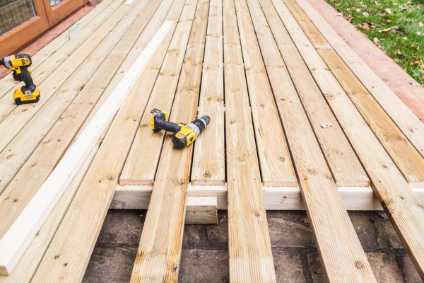 Cost of Damaged Deck Boards Repair in Lapeer